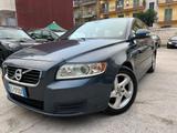 Volvo V50 D2 R-design - Volvo V50: R Design