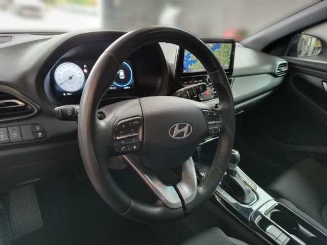 Fahrzeugabbildung Hyundai i30 FL Kombi (MY25) 1.0 T-GDI (100 PS) 7-DCT 2WD