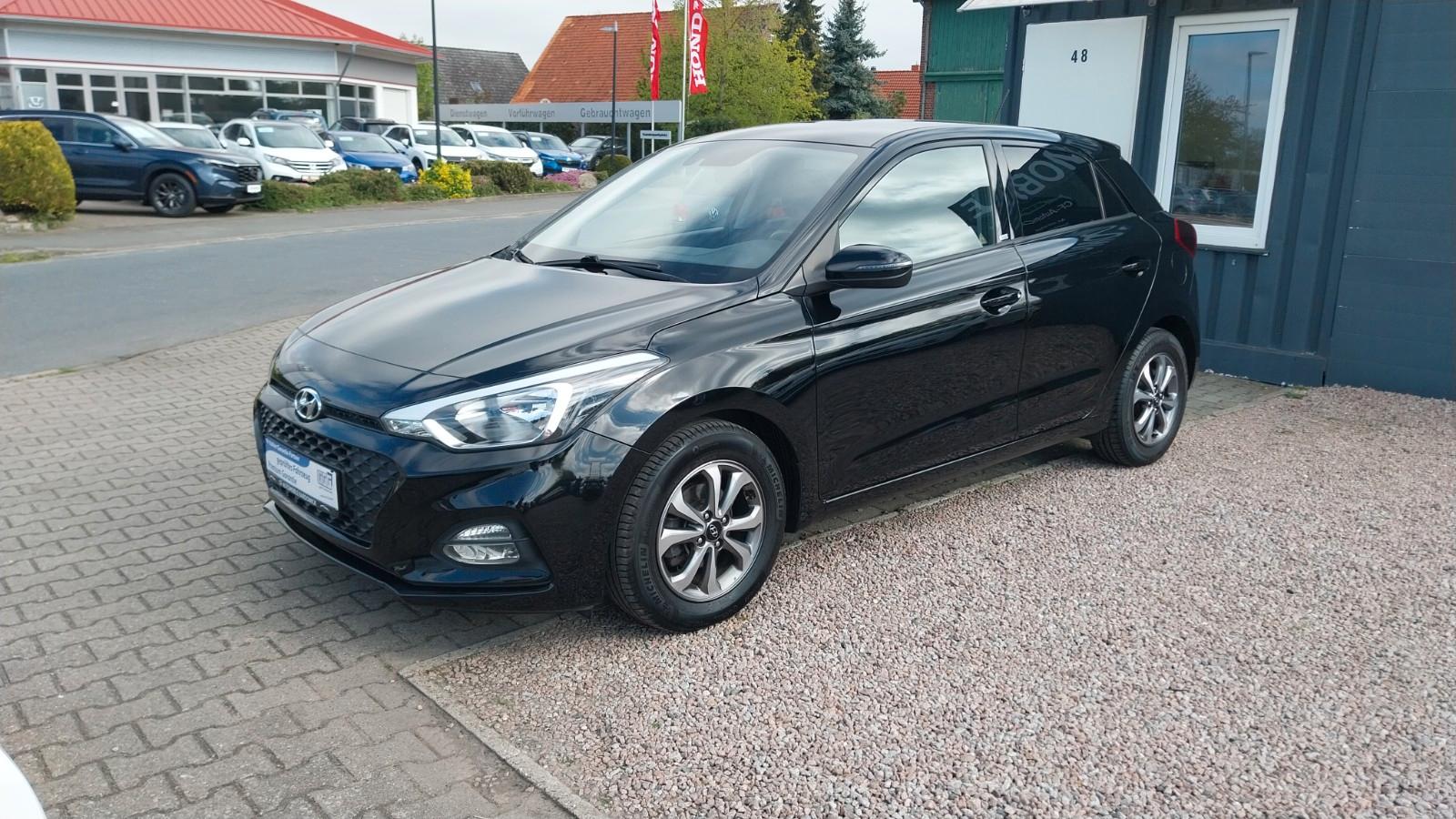 Hyundai i20 YES! **SHZ**KAMERA**KLIMA**