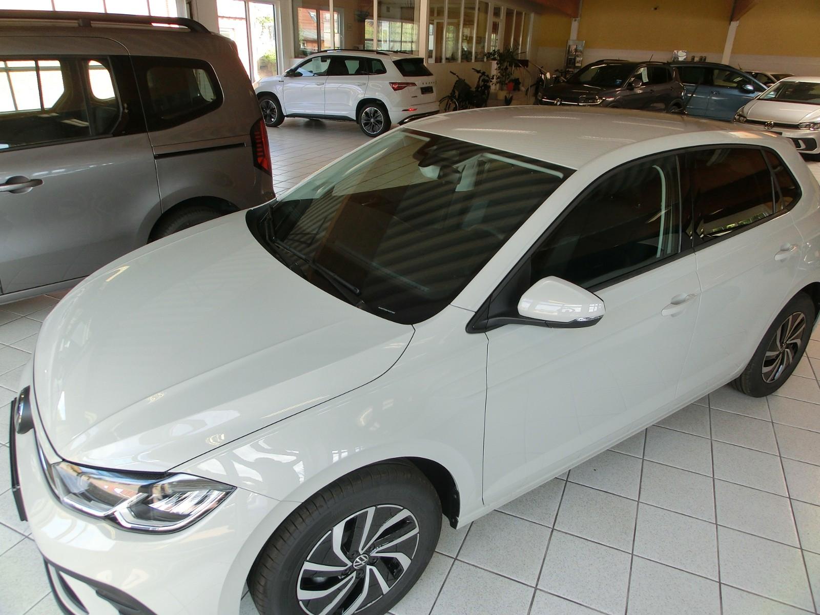 Volkswagen Polo VI Life Rückfahrkamera, SHZ