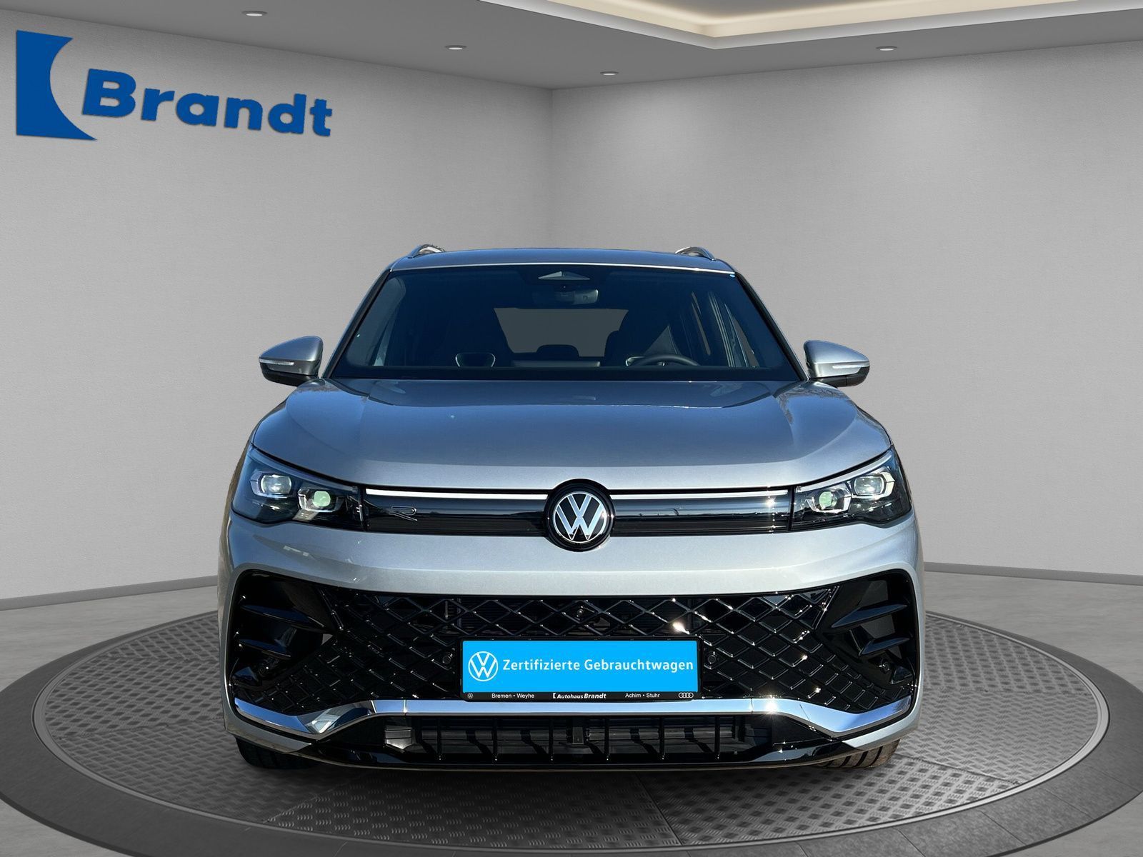 Volkswagen Tiguan 1.5 eTSI R-LINE DSG MATRIX KAMERA ACC AHK foto 4