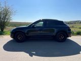 Porsche GTS all-black Porsche Approved 3.27! Service neu - Porsche in Trier
