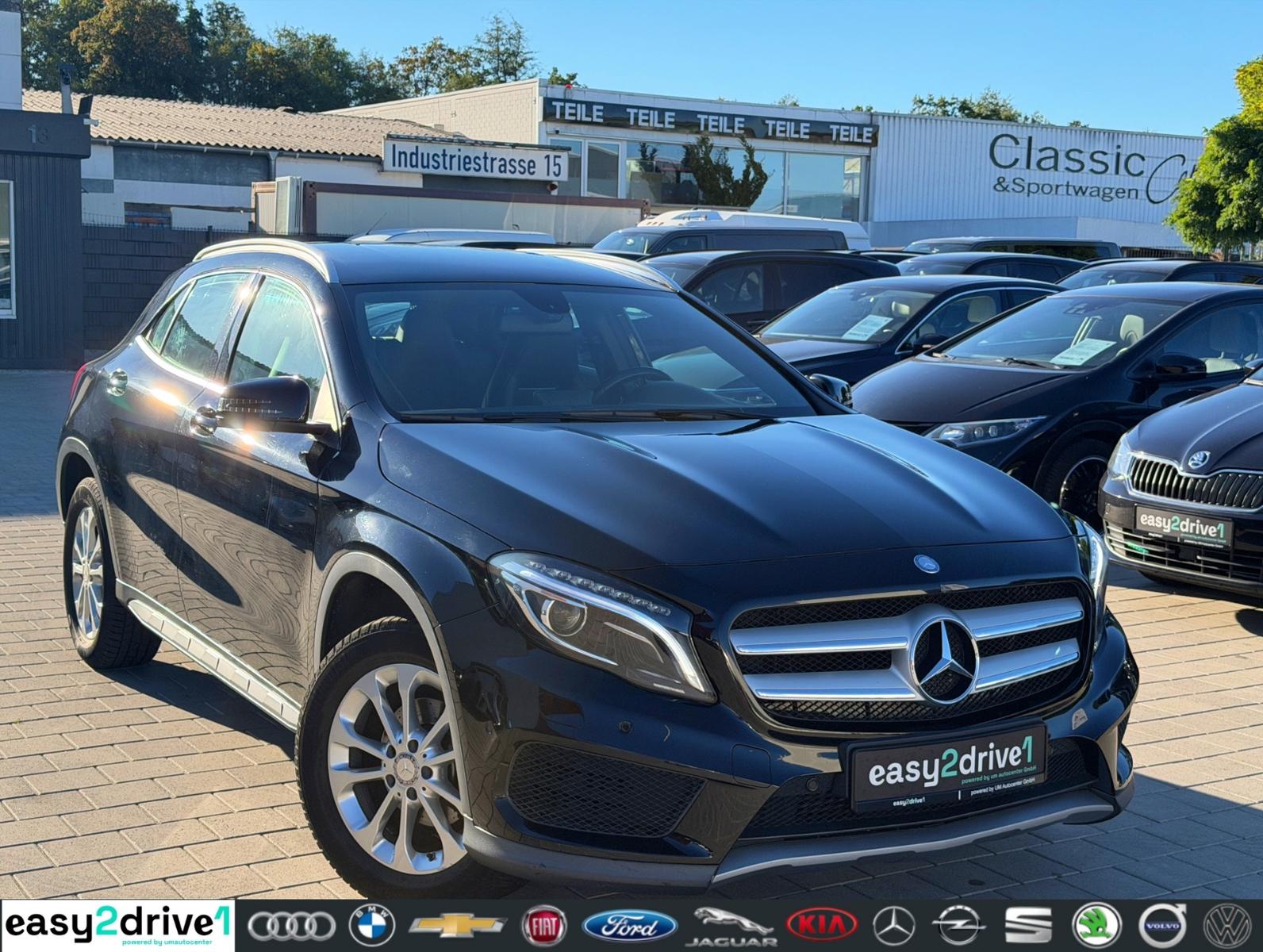 Mercedes-Benz GLA 200 AMG-Line/PARK-ASSIST/SHZ/NAVI/8-FACH-BER