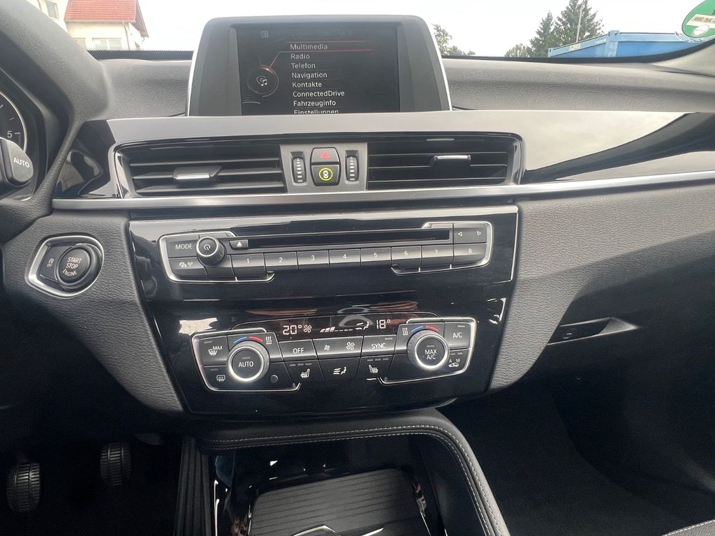 BMW X1 Baureihe X1 xDrive 20 d Sport Line BMW X1 Baureihe X1 xDrive 20 d Sport Line