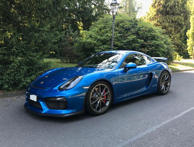 PORSCHE 981 Cayman  GT4  Approved