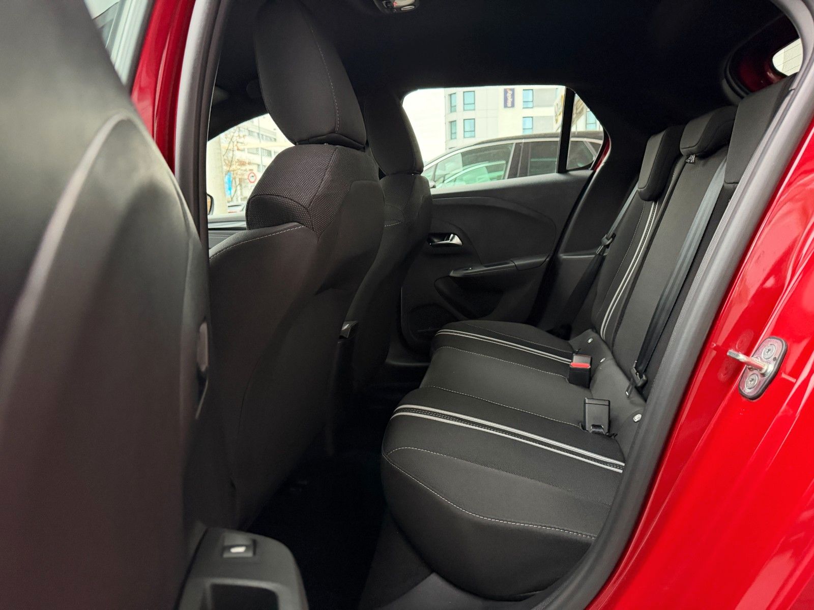 Fahrzeugabbildung Opel Corsa F GS 100 PS SHZ/Kamera/Allwetter!