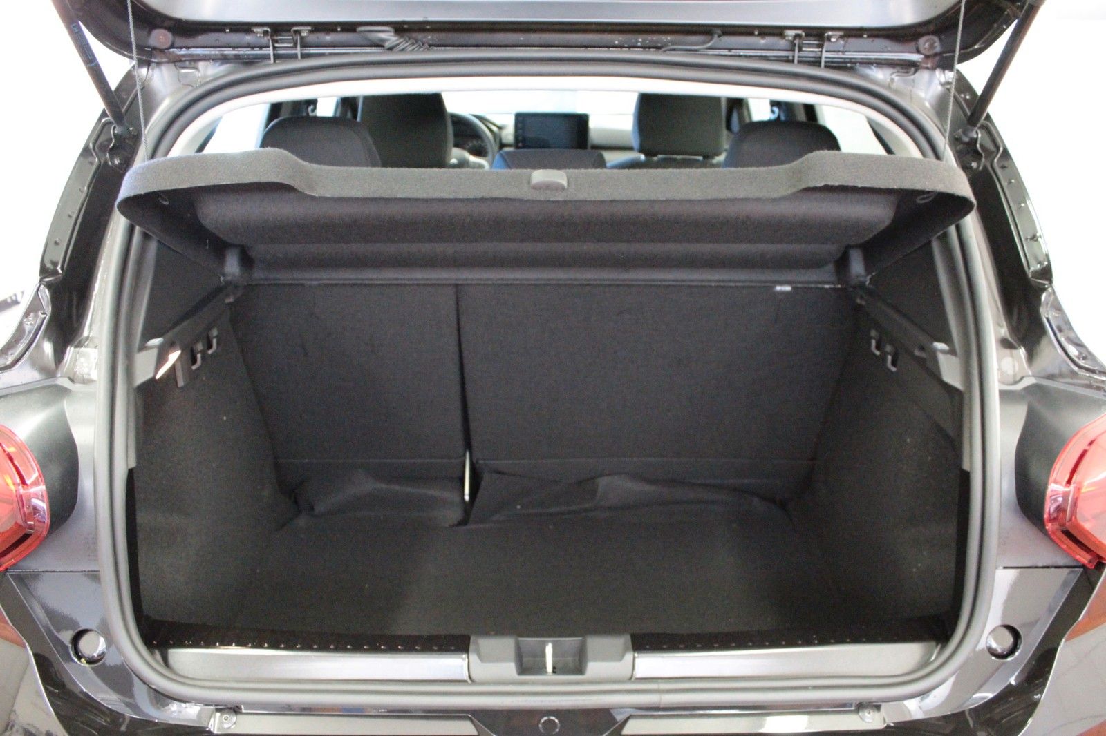 Fahrzeugabbildung Dacia Sandero Stepway TCe 90 Expression *WInterpaket*