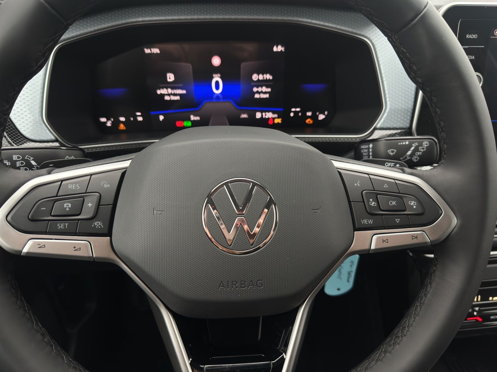 Volkswagen T-Cross - Bild 8
