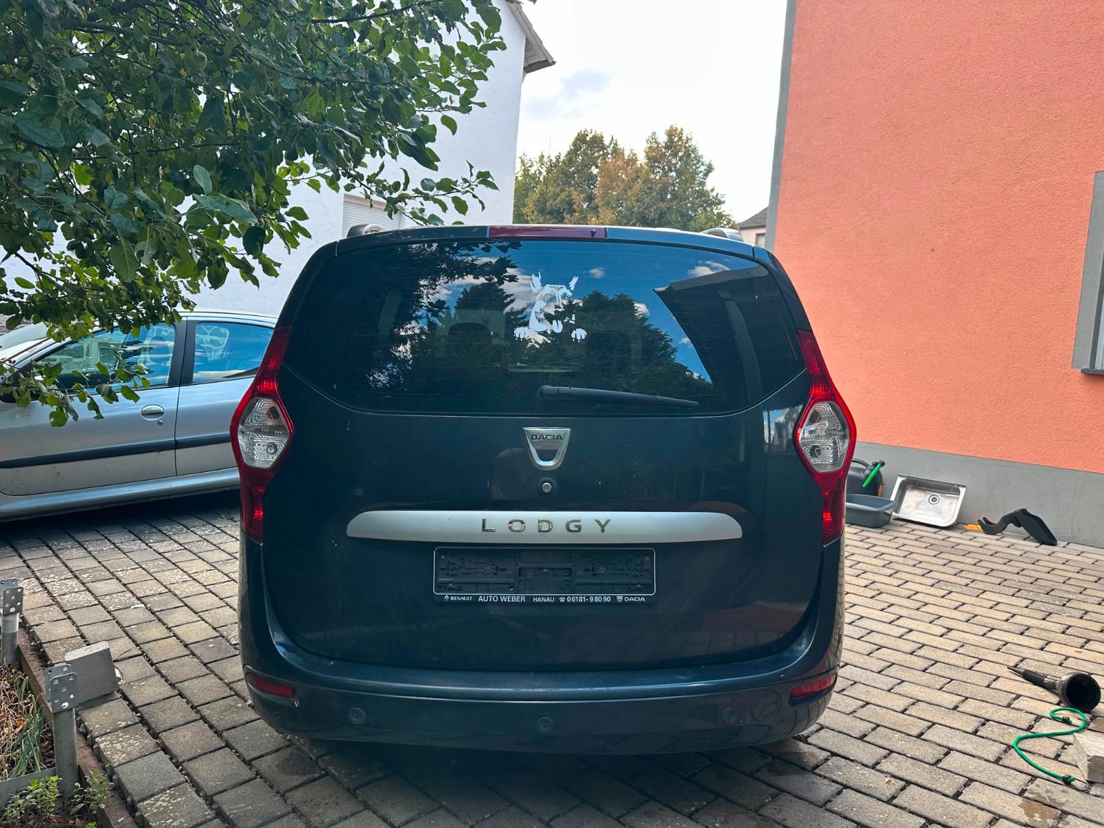 Dacia Lodgy 2014 — engine 1.197 cm³, 116 HP (85kW)
