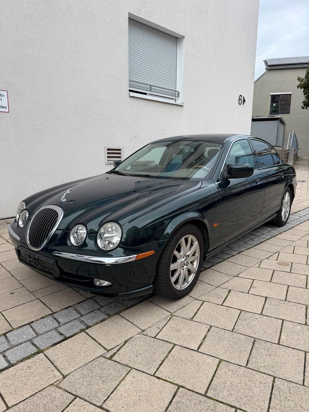 Jaguar JAGUAR S-TYPE V6 | RENTNERFAHRZEUG | GARAG...