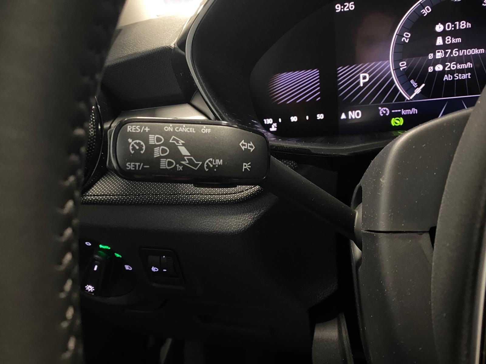 Fahrzeugabbildung SKODA Fabia 1.0 TSI DSG Selection APP+RFK+KLIMA+GA2031
