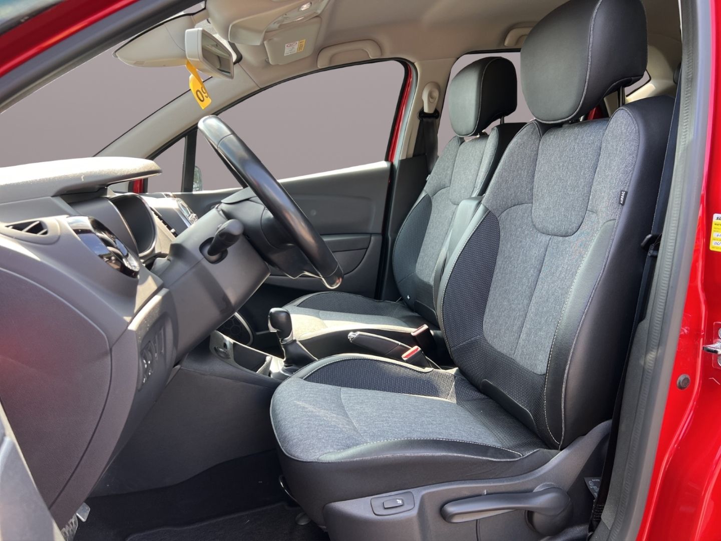 Fahrzeugabbildung Renault Captur Collection 1.3 TCe 150 EU6d-T Navi LED Kl