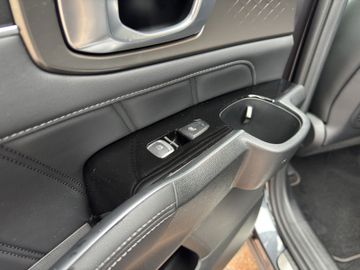 Kia Sorento Spirit 2.2 CRDi NAVI BOSE LED 360KAMERA