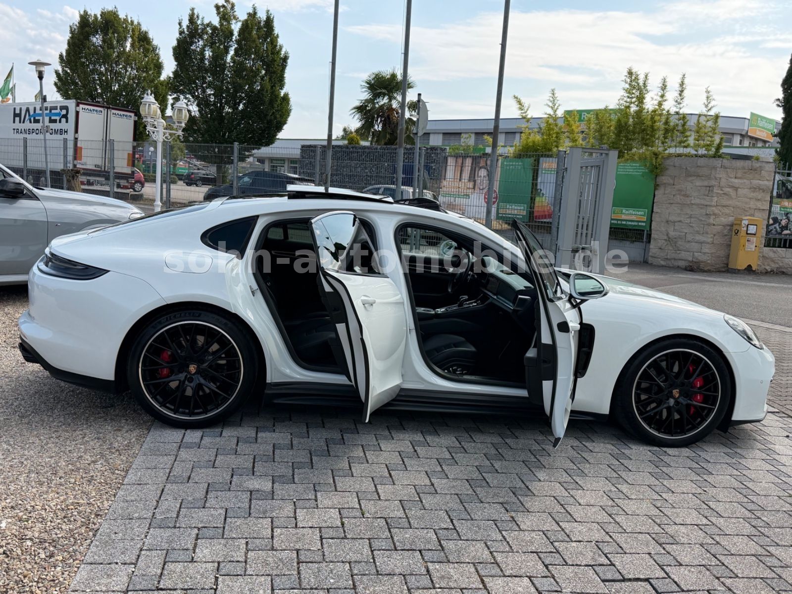 Porsche Panamera GTS Pano Matrix Stdhzg BOSE ACC HUD 21 foto 10