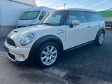 MINI COOPER_SD Clubman Cooper SD*NAVI*KLIMA*PDC*XENON - weiße MINI Cooper SD
