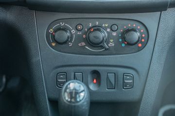 Fahrzeugabbildung Dacia Sandero II Ambiance |1.HAND|KLIMA|eFH