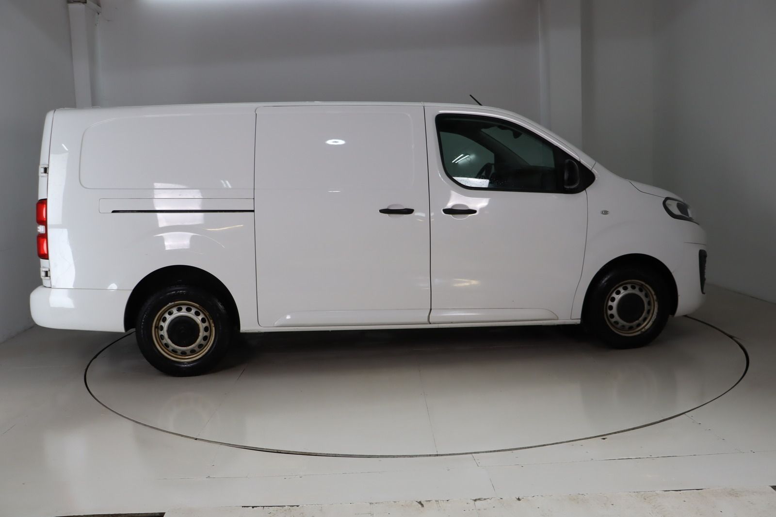 Fahrzeugabbildung Citroën Jumpy Kasten L3H1 * Klima * AHK