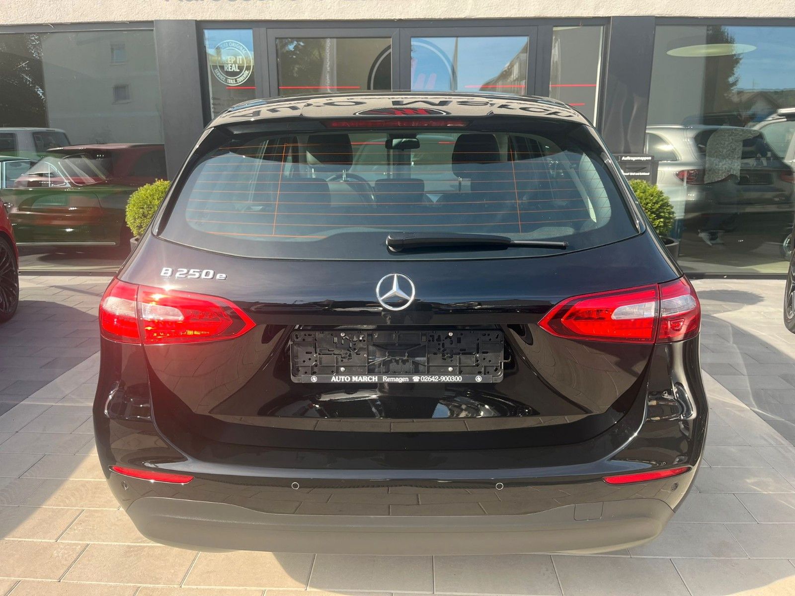 Fahrzeugabbildung Mercedes-Benz B 250 B -Klasse B 250 e