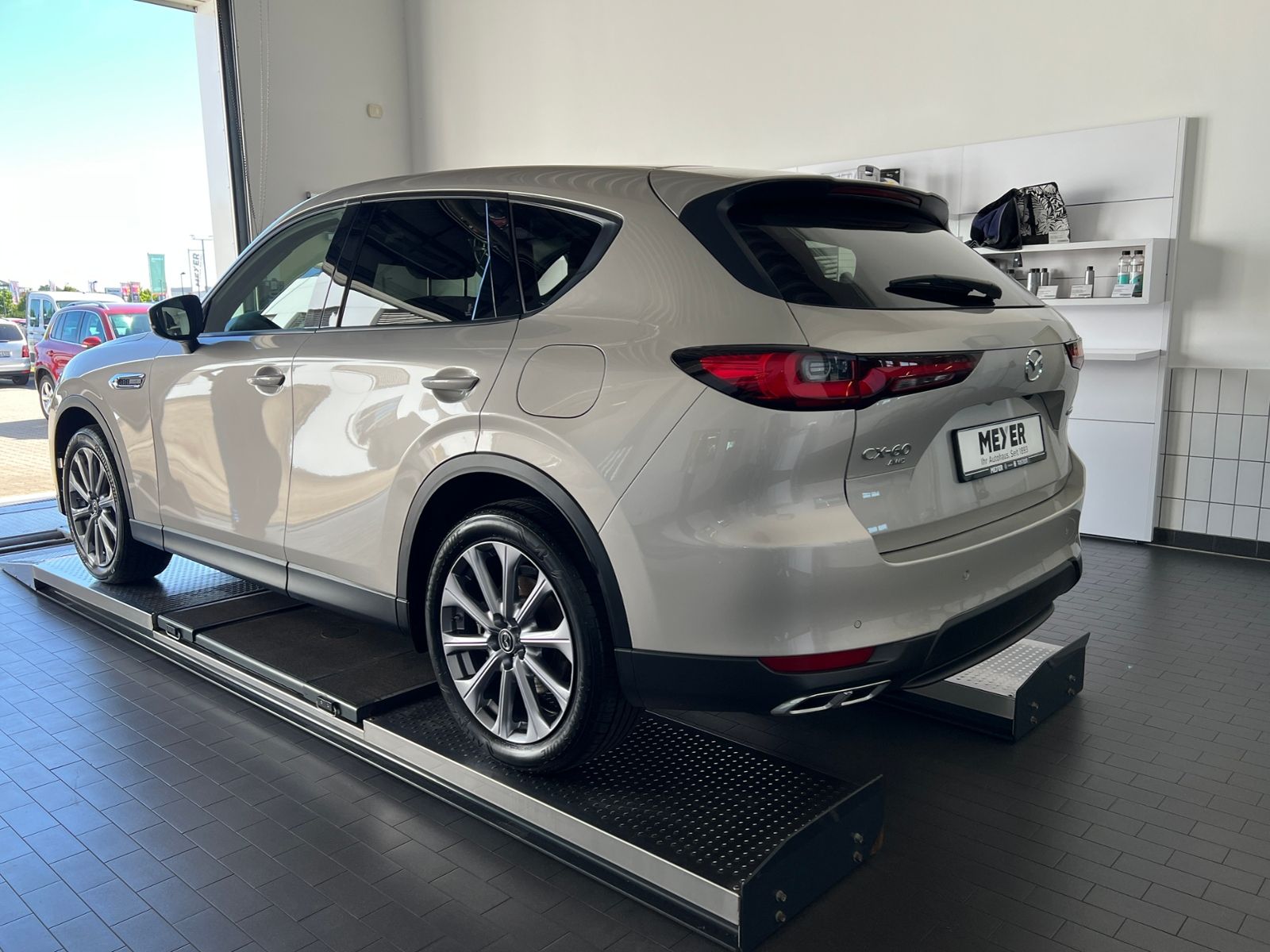 Fahrzeugabbildung Mazda CX-60 Exlusive-Line 2.5 e-SKYACTIV-G Hybrid AWD