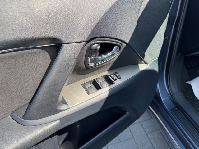 Toyota Avensis  Kombi Edition