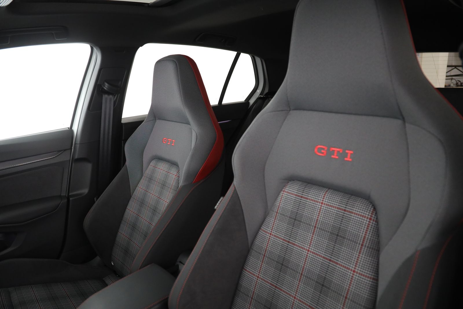 Volkswagen Golf - Bild 12
