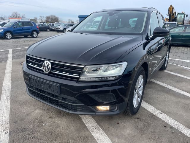 Volkswagen Tiguan Comfortline/Pano/Automatik/LED