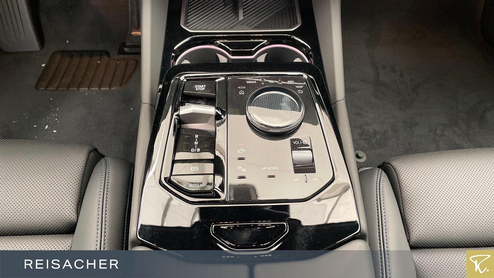 BMW i5 xDrive40 Touring Laden DC Ladekabel DAB   foto 10