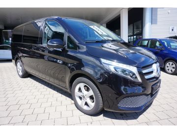 Mercedes V 220 - 11