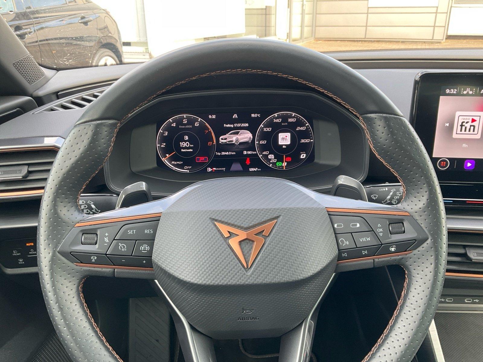Cupra Leon Sportstourer 1.5 eTSI DSG NAVI LED ACC