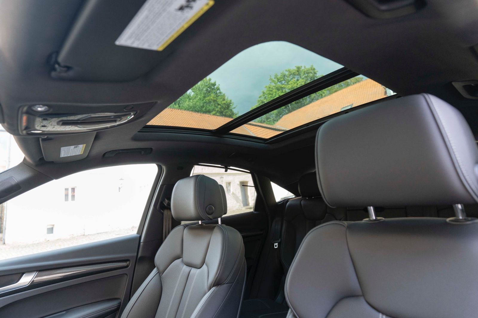 Fahrzeugabbildung Audi SQ5 3.0T SPORTBACK 360° B&O HUD MATRIX ACC PANO