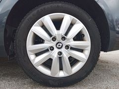 Fahrzeugabbildung Megane IV Grandtour Intens 1.3 TCe 140 edc EU6d