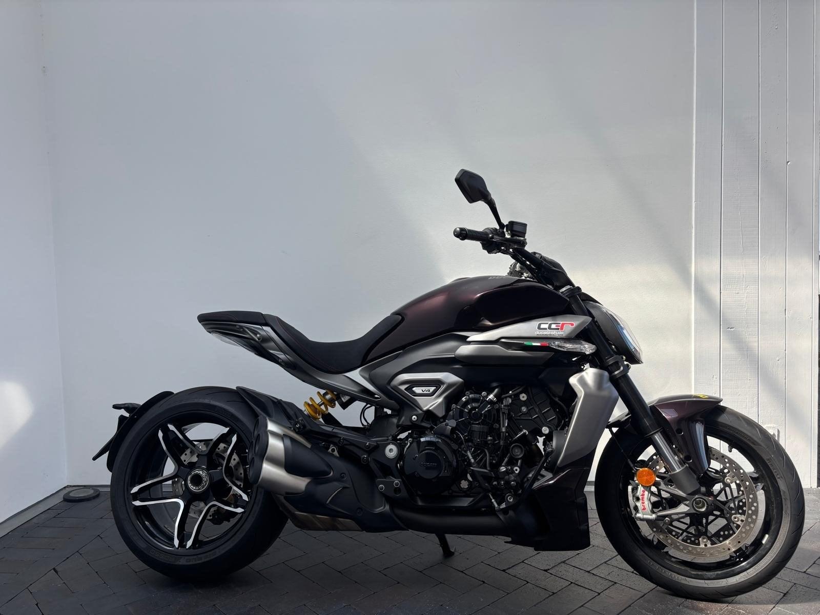Ducati XDiavel V4