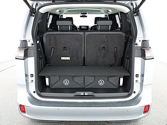 ID. Buzz Pro langer Radstand 6Sitze TravelAssist