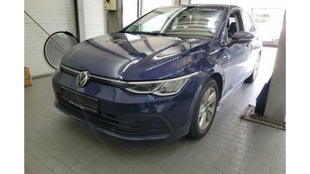 Volkswagen Golf VIII 1.5 eTSI Navi Life Navi Sprachbedienun imagem 2