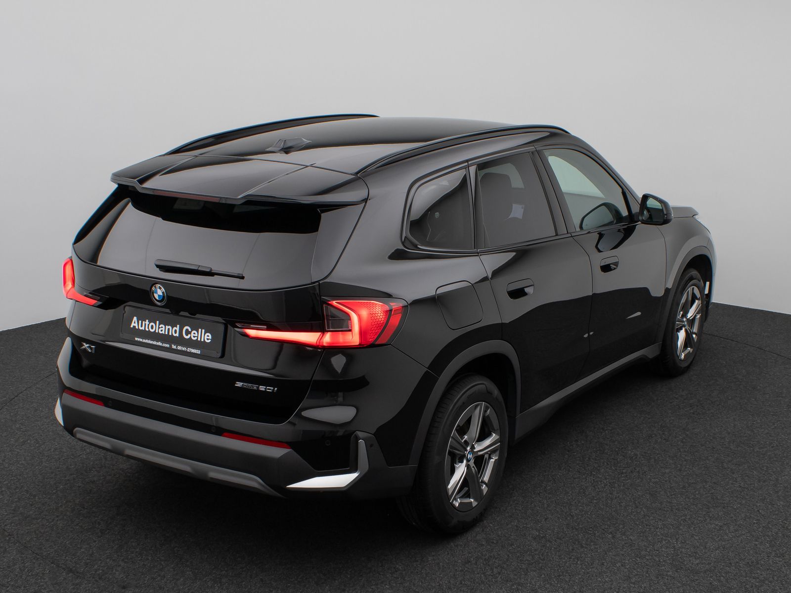 Fahrzeugabbildung BMW X1 sD20i Kamera DAB Lenkrhzg Komfort Sport AHK