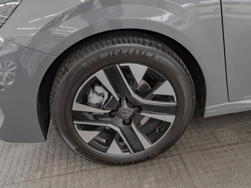 Peugeot 208 - Bild 3