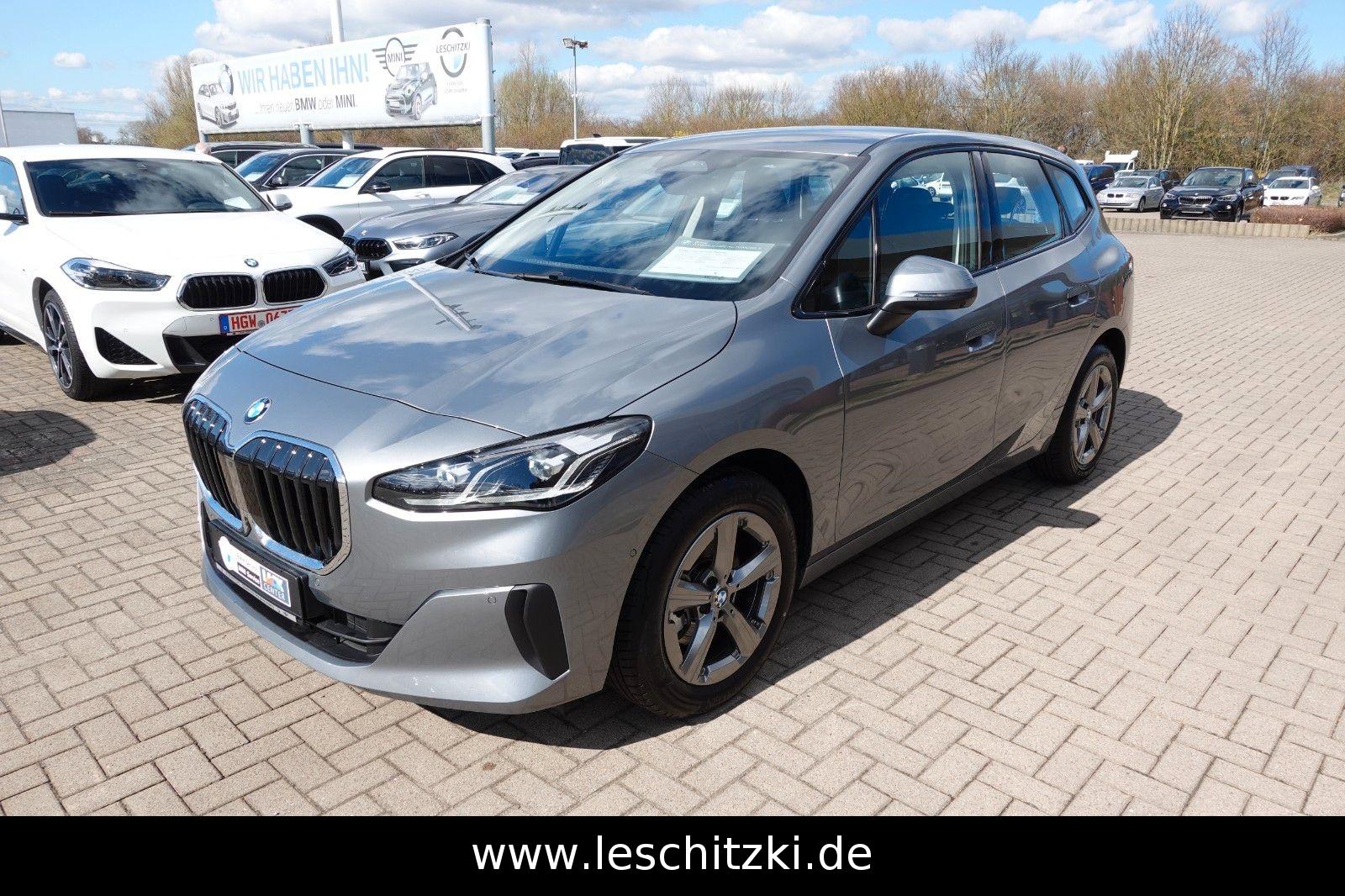 BMW 220i Active Tourer  Automatik/LED/AHZ/Rückfahrk.