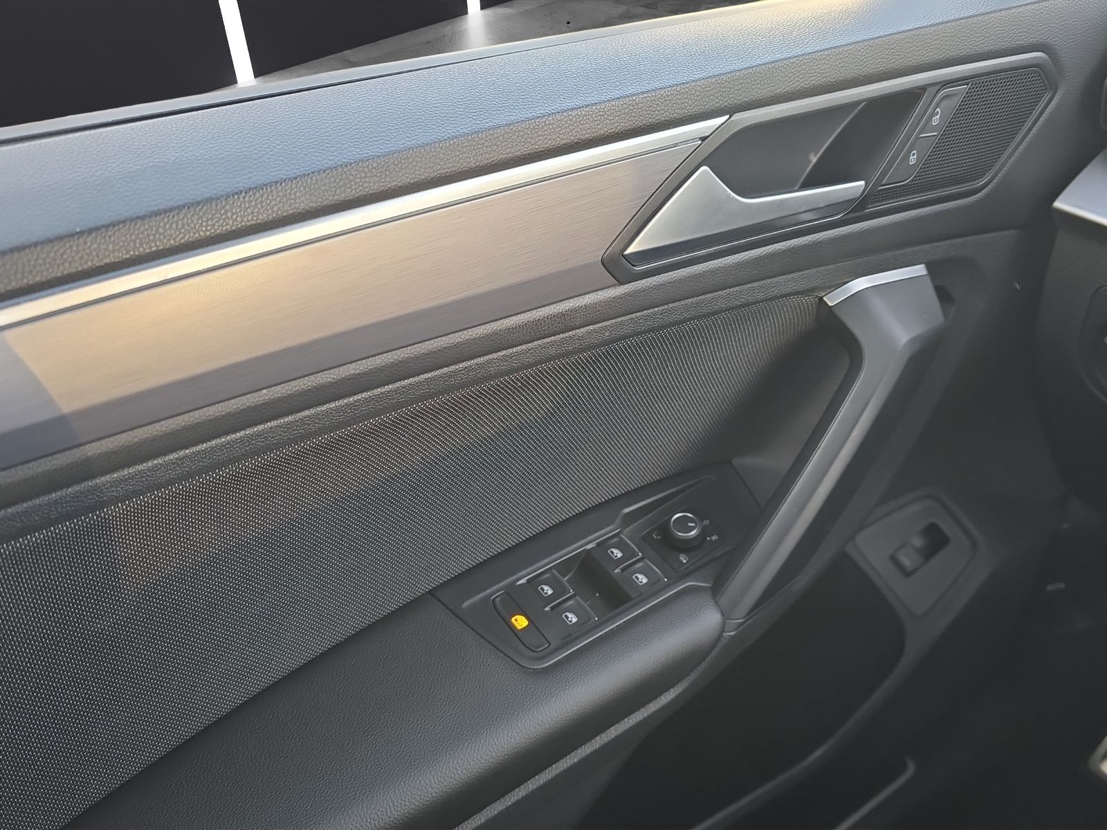 Fahrzeugabbildung SEAT Tarraco FR 1.5 TSI ACT ACC LED NAVI AHZ