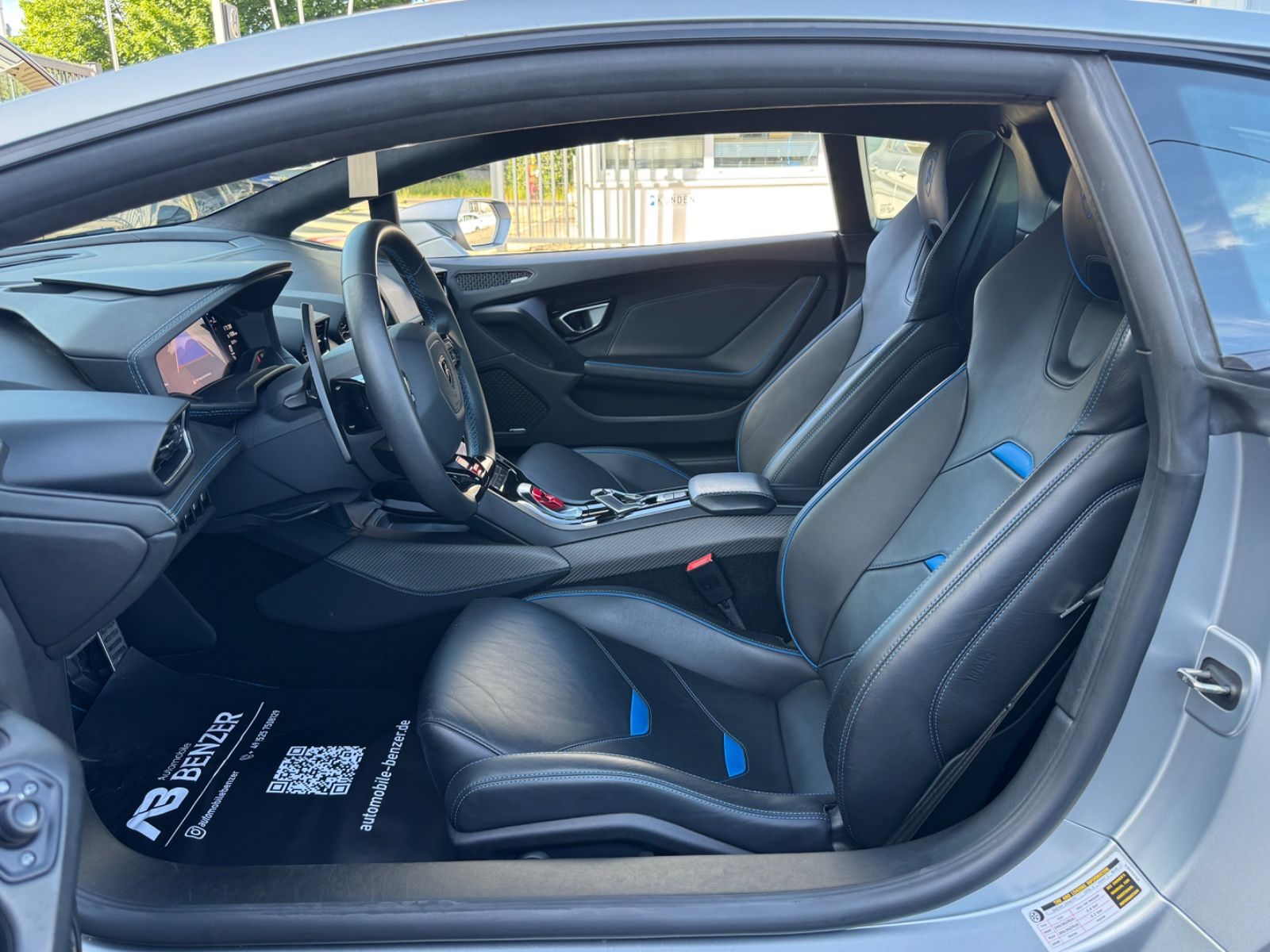 Fahrzeugabbildung Lamborghini Huracán EVO V10 /LIFT/SENSONUM/KAMERA/ACC