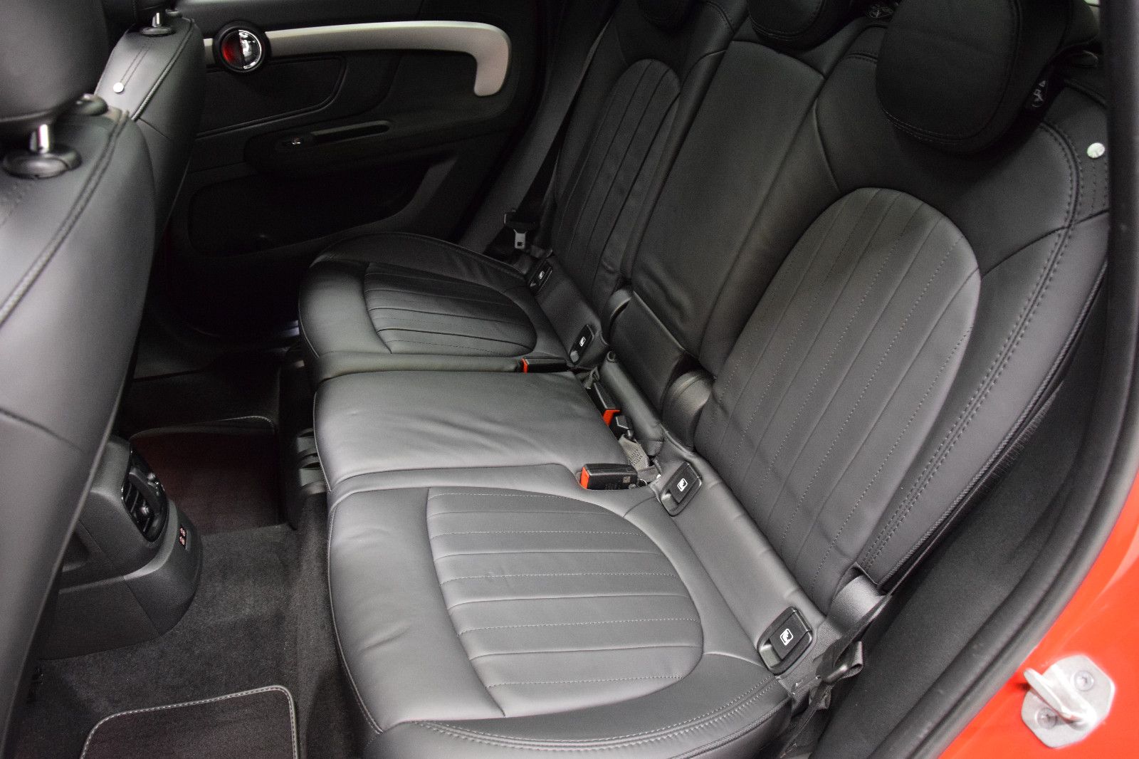 Fahrzeugabbildung MINI Countryman Cooper Yours Trim Pano HuD Memory ACC