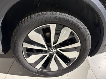 Fotografie 4 des VW T-Roc 1.5 TSI OPF DSG GOAL Navi ACC