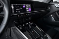 PORSCHE 911 992 Turbo S*Porsche Approved*Unfallfrei*DE