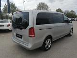 Mercedes-Benz V 300 d Avantgarde Edition L 360°*Distronic*Nav - Gebraucht Mobilbagger