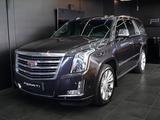 Cadillac Escalade GMT K2XL Platinum - gebrauchte Cadillac Escalade aus dem Jahr 2019