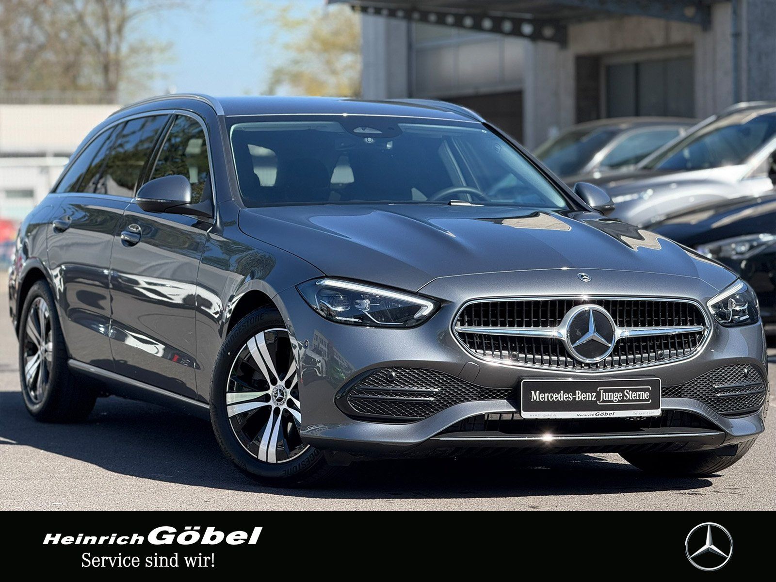 Fahrzeugabbildung Mercedes-Benz C 180 T Avantgarde*AHK*TOTWINKEL*KAMERA*ELEK.HEC