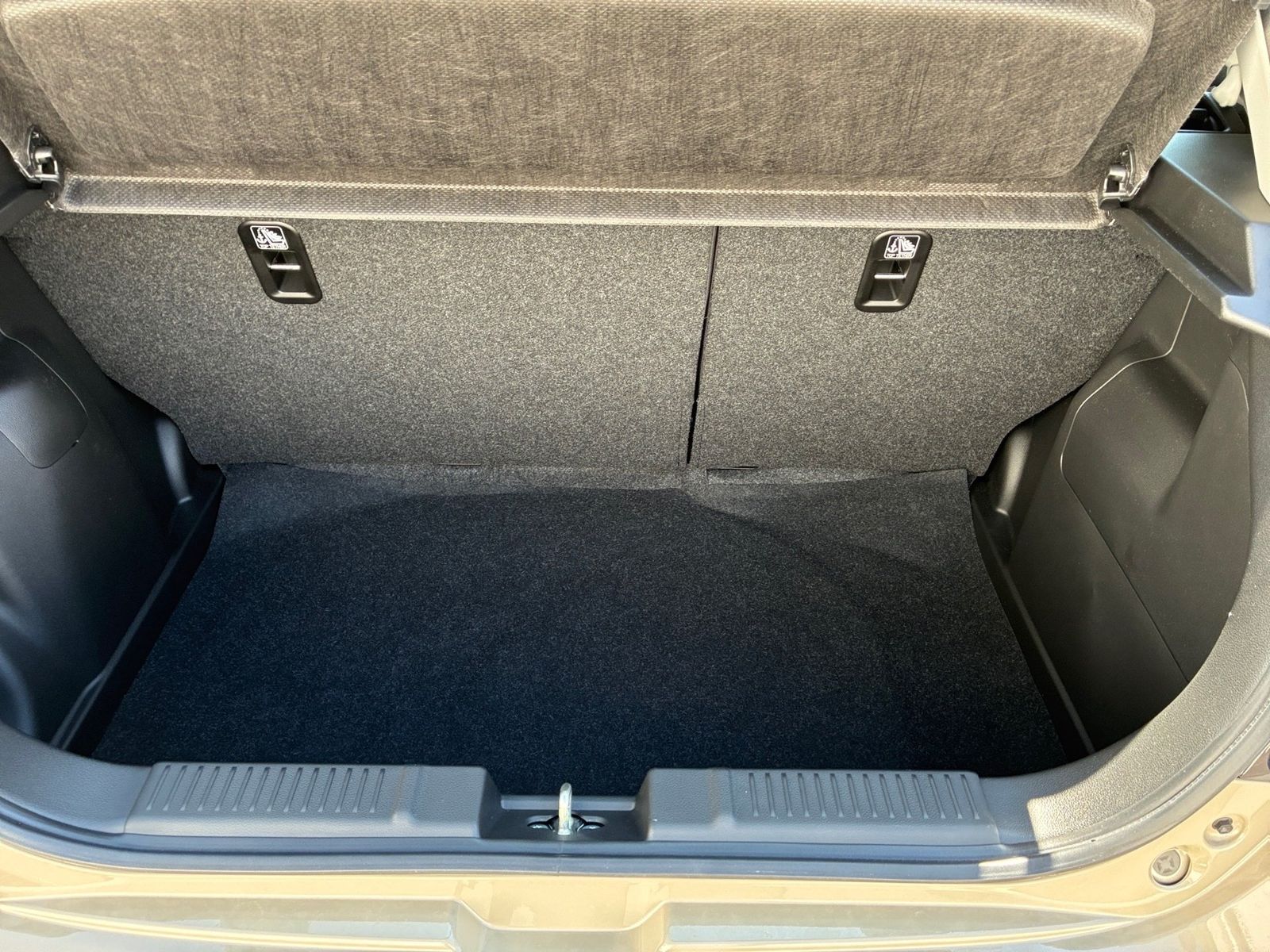 Fahrzeugabbildung Suzuki Swift 1.2 Club LED,Navi,ACC,Klima,Kamera