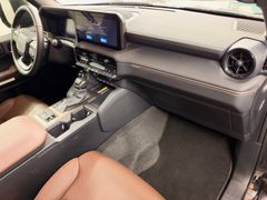 Toyota Land Cruiser 2,8 D-4D 151 kW AWD AHK – Bild 16