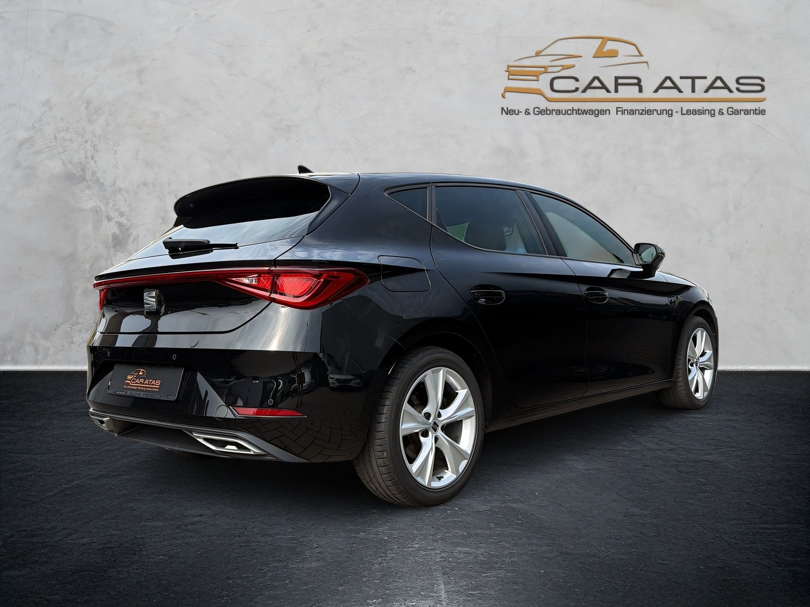 Fahrzeugabbildung SEAT Leon FR DSG NAVI BEATS ACC LED WINTER PAKET PDC