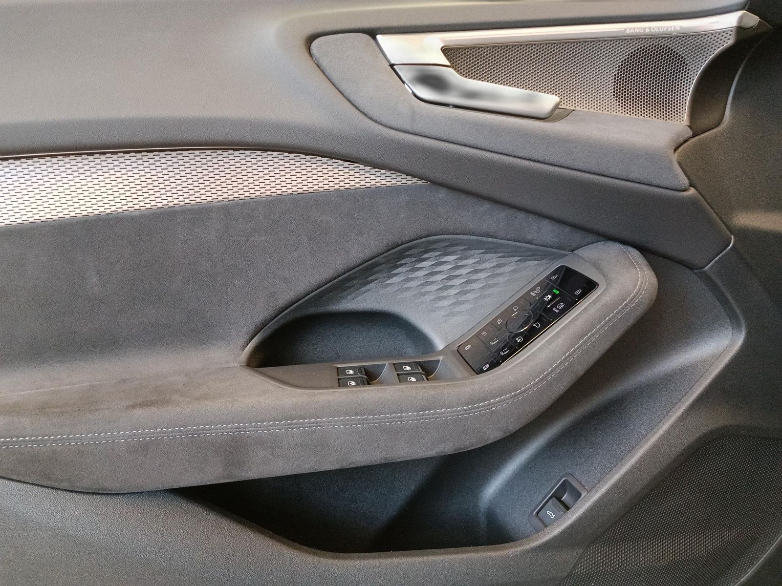 Audi S5 - Bild 16