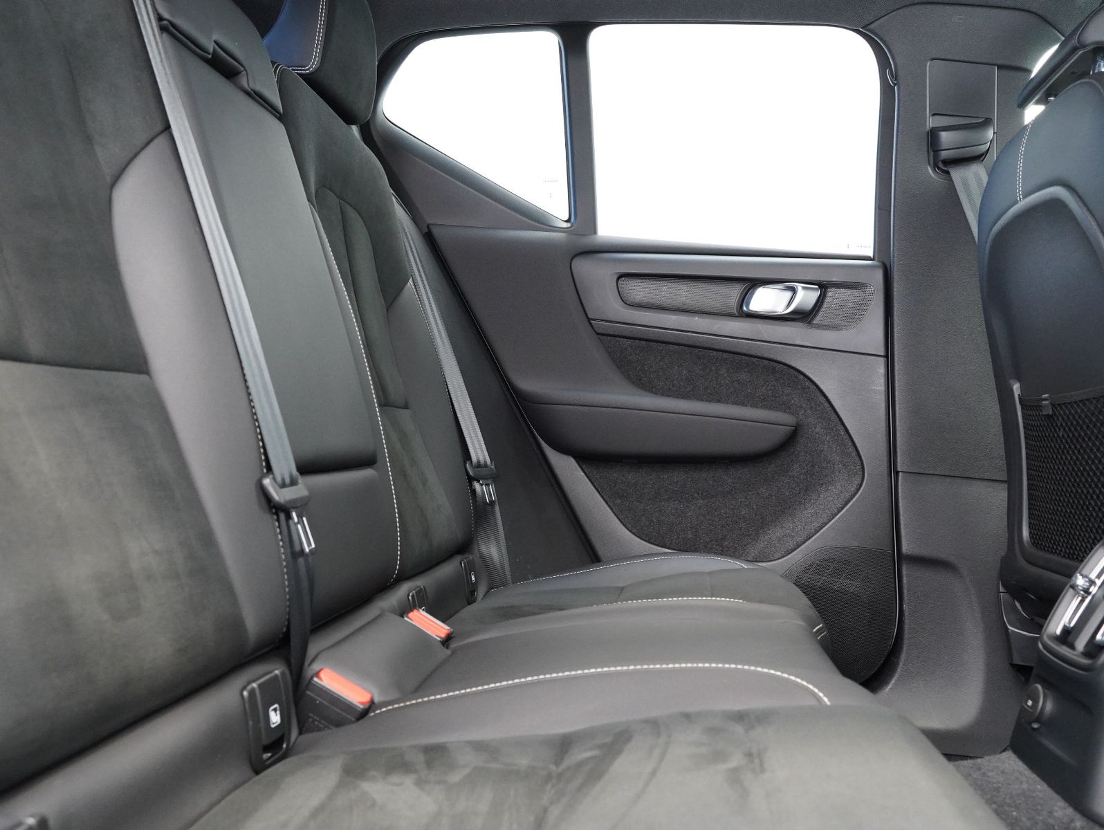 Fahrzeugabbildung Volvo XC40 T5 Recharge Plug-In R Design ACC/KAMERA/AHK